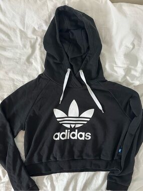 adidas cropped Black Pullover Hoodie with Blue Trefoil Label size large